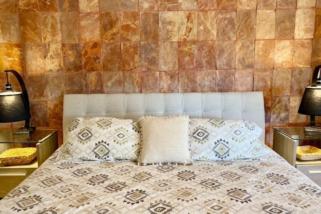 Charming Lagoon Front Villa By Casa Paraiso Cancún Eksteriør billede