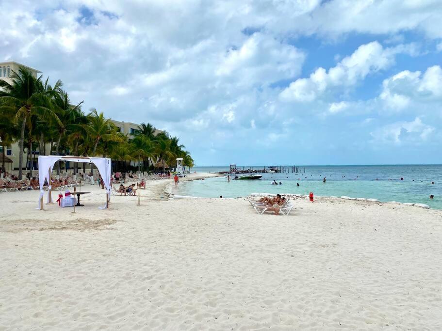 Charming Lagoon Front Villa By Casa Paraiso Cancún Eksteriør billede
