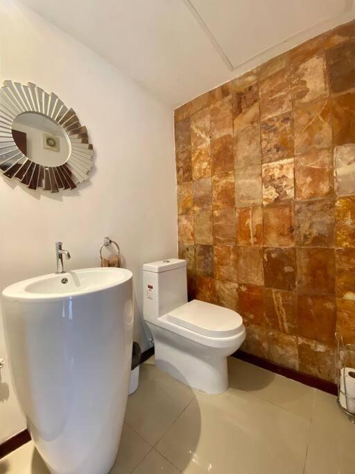 Charming Lagoon Front Villa By Casa Paraiso Cancún Eksteriør billede